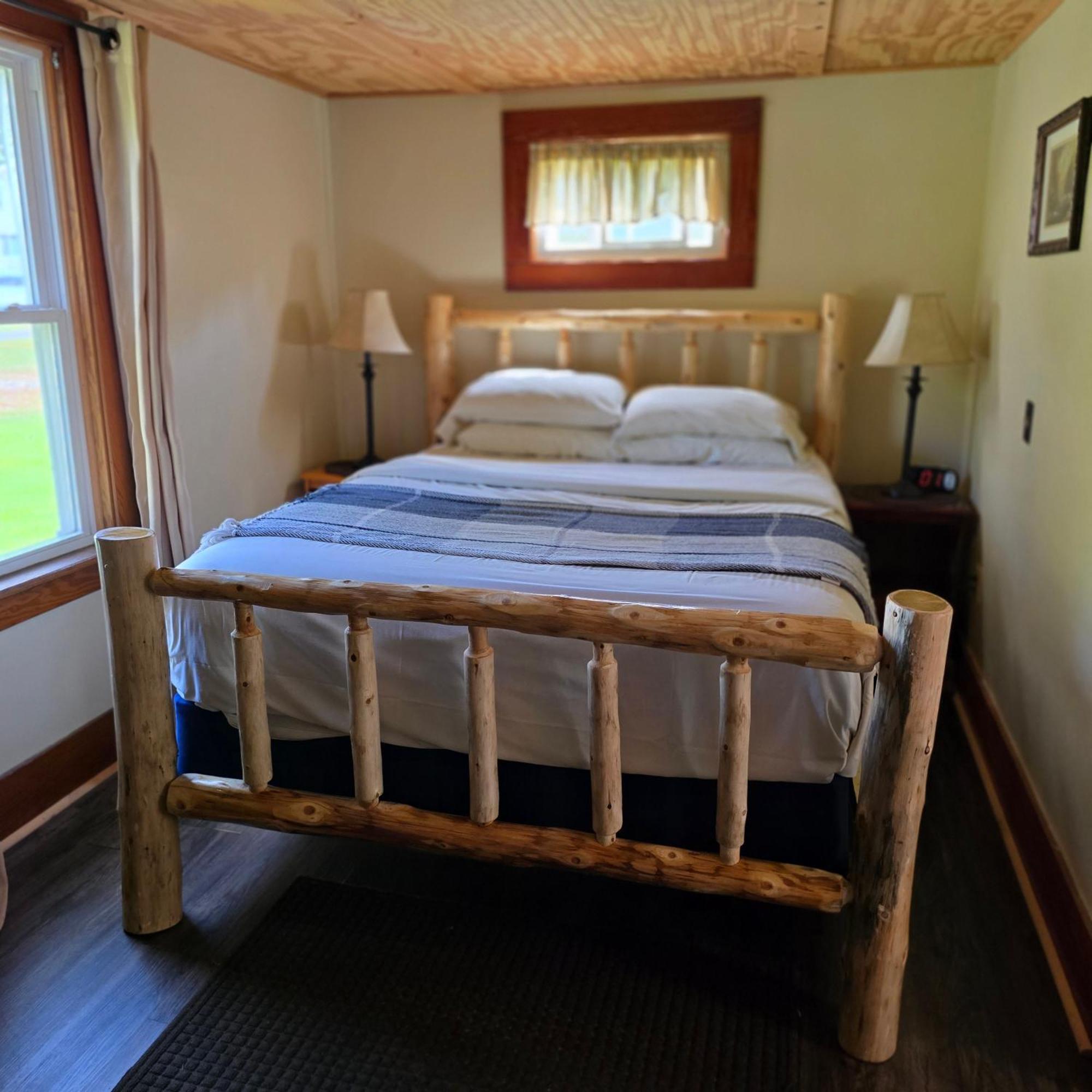 Paddler'S Rest Lakeside Cabins And Motel Long Lake 객실 사진
