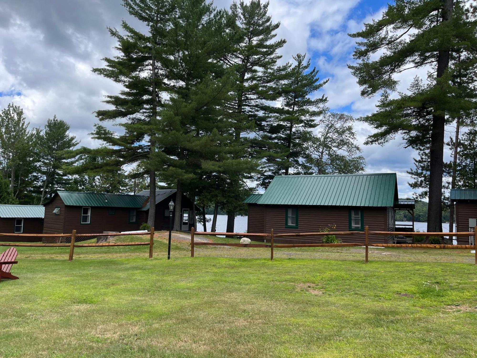 Paddler'S Rest Lakeside Cabins And Motel Long Lake 외부 사진